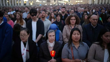 Confirmaron cuándo cerrarán el féretro del papa Francisco