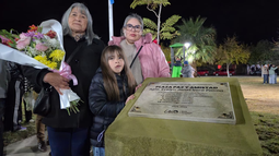 En Ullum inauguraron una plaza que homenajea a una agente de la Policía del departamento, que falleció en un accidente de tránsito. En Ullum inauguraron una plaza que homenajea a una agente de la Policía del departamento, que falleció en un accidente de tránsito.