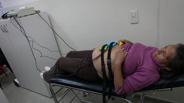 Centros de salud: Generan dinero por atender gente