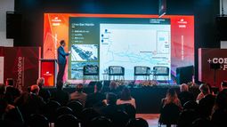 Alejandro Núñez, presidente de Belgrano Cargas, confirmó que el ramal de tren Albardón–Jáchal será reconvertido e integrado al San Martín: “No veo la minería del cobre posible sin el ferrocarril”. Alejandro Núñez, presidente de Belgrano Cargas, confirmó que el ramal de tren Albardón–Jáchal será reconvertido e integrado al San Martín: “No veo la minería del cobre posible sin el ferrocarril”.