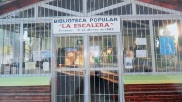 La única biblioteca popular del país ubicada en una plaza es de San Juan, ¿la conocés?