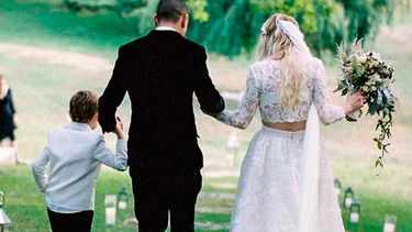 A través del tiempo, 12 vestidos de novia diferentes