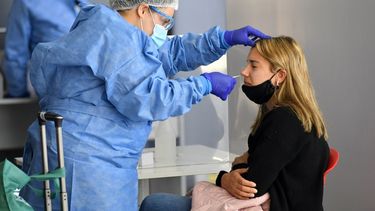 COVID en San Juan: sigue la merma en casos, pero se registraron nuevos decesos