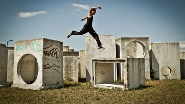 ¿Te va esta onda?: Parkour y break dance en el Centro Cultural Conte Grand