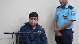 Luis Villaverde, el joven recuperó la libertad tras estar detenido por casi 72 horas. Luis Villaverde, el joven recuperó la libertad tras estar detenido por casi 72 horas.