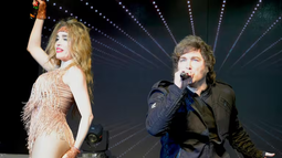 Milei vuelve a cantar, en un desfile de Roberto Piazza, y para Fátima Florez Milei vuelve a cantar, en un desfile de Roberto Piazza, y para Fátima Florez