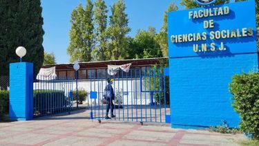 Quienes tienen más de 25 años y no hayan terminado el secundario pueden inscribirse para estudiar en la UNSJ.