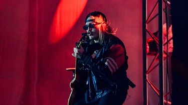 airbag causo furor en pocito con un show lleno de luces, pogos y mucho rock airbag causo furor en pocito con un show lleno de luces, pogos y mucho rock