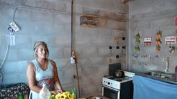 Se quedó sin casa y fue víctima del bullying: qué fue de la vida de la mujer del colero