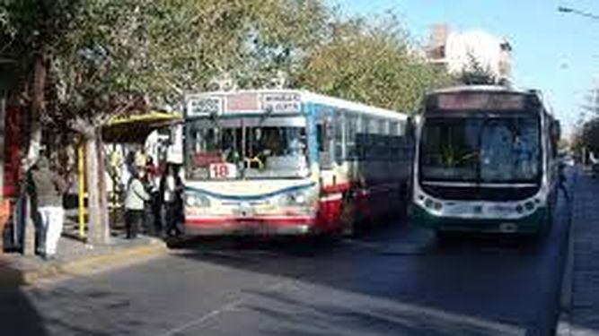 Así funcionarán los colectivos el feriado de jueves y viernes