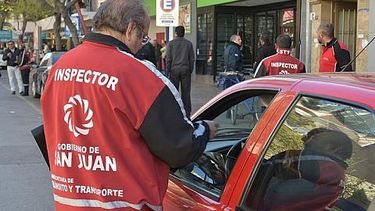 Los nuevos inspectores de taxis y remises hicieron 16 controles en todo agosto