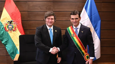 Rodrigo Paz Pereira asumió la presidencia de Bolivia y Javier Milei estuvo en la ceremonia