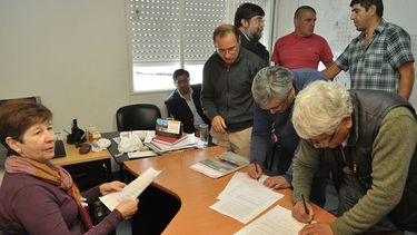 Pasaron a planta permanente 200 contratados rawsinos