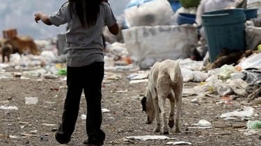 El obispo de San Juan escribió un libro sobre la pobreza