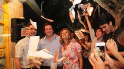 En el PRO festejaron la banca bailando Gilda