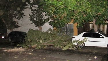 Lluvia, viento y cortes de luz en la noche sanjuanina