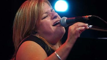 Claudia Pirán soñará por cantar