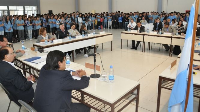 Con alumnos el Concejo Deliberante sesionó por el Día de la Memoria