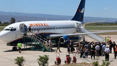 Histórico: el aterrizaje del vuelo charter que vino desde La Serena