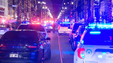 EE.UU: un atropello dejó al menos 10 muertos y 30 heridos durante los festejos de Año Nuevo