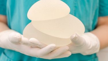 Para que no haya otra Maytén, quieren que Salud garantice los implantes a mujeres trans