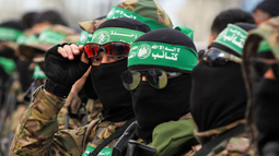 Hamas acusa a Israel de incumplir la tregua y suspende la liberación de rehenes por tiempo indefinido
