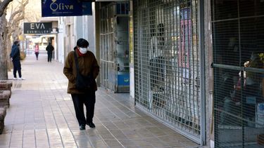 Permiten la actividad económica pero no las reuniones sociales, mirá todos los detalles Permiten la actividad económica pero no las reuniones sociales, mirá todos los detalles