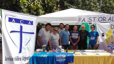 Multitudinaria asamblea católica en San Juan: Lozano pidió a los jóvenes que salgan a predicar
