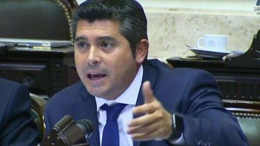 orrego, duro tras la renuncia de guzman: el dano que le estan haciendo al pais