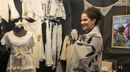 Tejidos en fieltro, la innovadora confección de indumentaria para mujeres