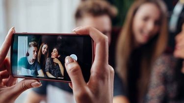 Todos con el celu: darán un taller gratuito de fotografía con celular para niños y adolescentes