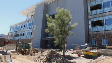 Ya se admira el nuevo edificio de la OSP, que se termina en febrero