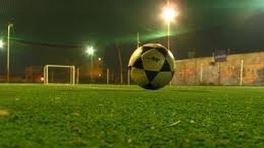Fin del misterio: vuelven las canchas de fútbol, pero sólo para entrenar a los más chicos