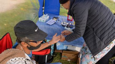 Salud Pública asiste a vecinos de Santa Lucía con distintas prestaciones.