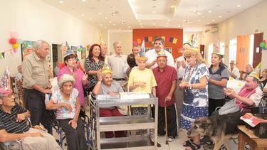 Día de la Mujer en la Residencia de Adultos Mayores