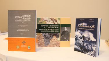 Presentaron nuevo material bibliográfico sobre Sarmiento