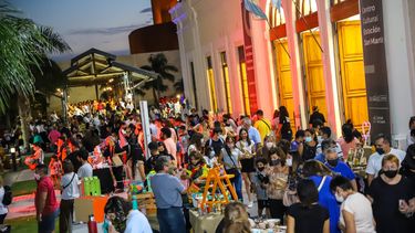 Amores en el andón es una feria que organiza Capital para compartir y pensar en las personas queridas.
