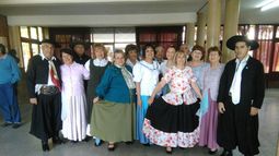 Mirá cómo festejaron el día del nieto ante los niños de La Bebida