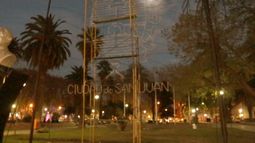 Emplazan un escudo gigante para conmemorar la fundación de la ciudad