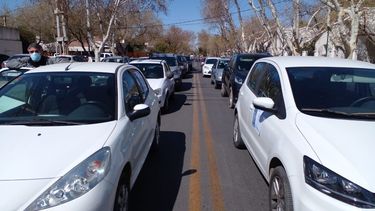 Caravana de médicos sanjuaninos para reclamar mejoras salariales
