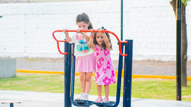 Rivadavia inauguró una nueva plaza barrial refaccionada con fondos propios.