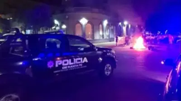 Santa Fe: policías se manifestaron en la Casa de Gobierno en reclamo salarial Santa Fe: policías se manifestaron en la Casa de Gobierno en reclamo salarial