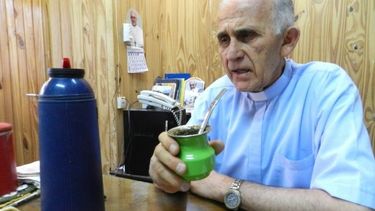 Padre Paquito: “De jubilación cobramos $2800, eso es el escándalo”