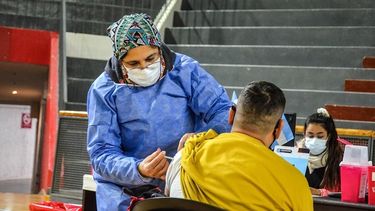 Se vacunan unos 10.000 sanjuaninos por día: ya se colocaron 700.000 dosis