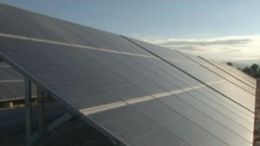 Antes de fin de año, la fábrica de Paneles Solares
