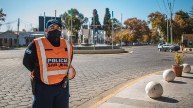 Cuántos policías sanjuaninos están contagiados de COVID-19 y qué impacto tiene en la seguridad