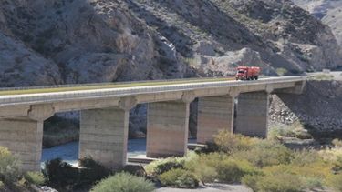 Con El Tambolar, el puente queda bajo el agua