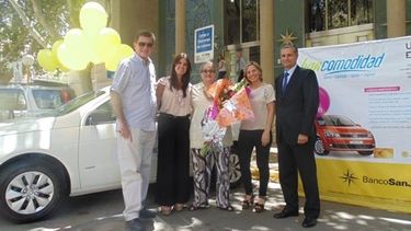 Banco San Juan entregó el segundo auto 0 Km