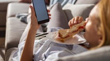 Tener sexo, ver netflix o dormir: ¿qué es lo que más hacen los sanjuaninos en cuarentena?