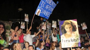 Familiares y amigos para alentar a las candidatas